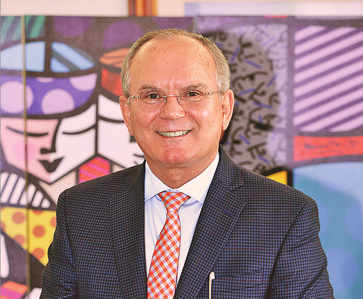 Dr. Eleazar Ferreira